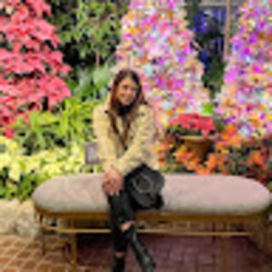 Meet your Posher, Julia